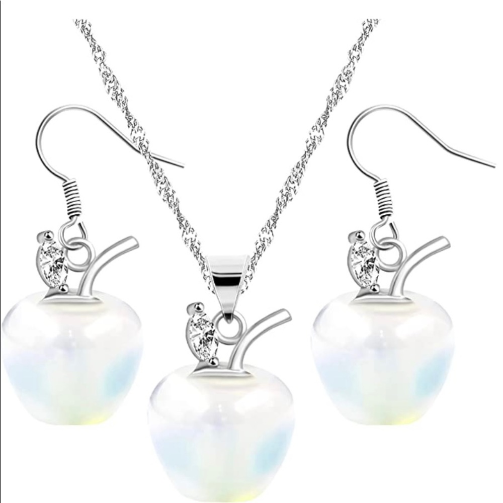 Alphm Apple necklace and earrings set